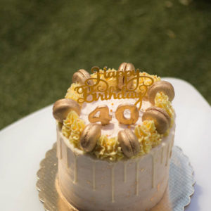 Queque macarons dorados