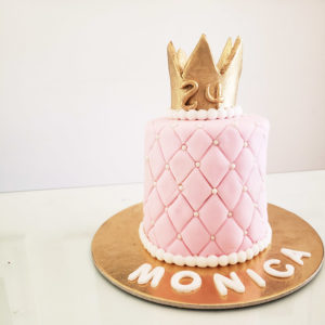 Queque corona de princesa