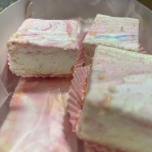 Marshmallow chicle y Churchill