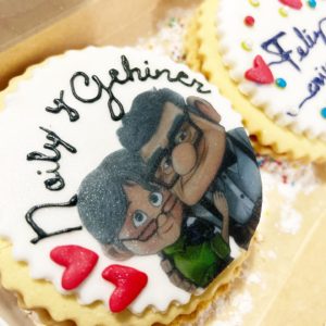 Alfajores decorados de Up